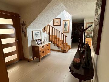 Casa en venta por la Colonia Seattle