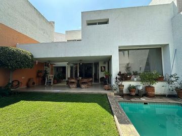 Casa en venta por la Colonia Seattle
