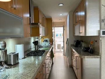 Casa en venta por la Colonia Seattle