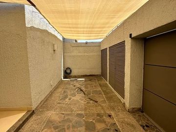 Casa en venta por la Colonia Seattle