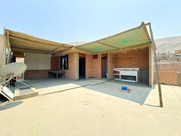 VENTA DE CASA DE TRES PISOS EN VENTANILLA ALTA