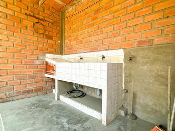 VENTA DE CASA DE TRES PISOS EN VENTANILLA ALTA