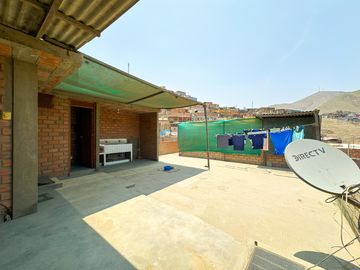 VENTA DE CASA DE TRES PISOS EN VENTANILLA ALTA