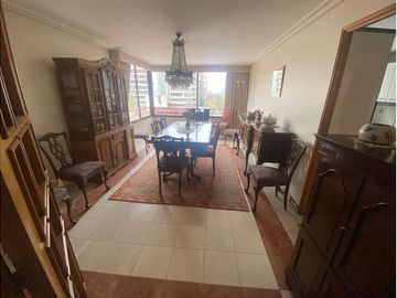 Linda vista en todos los ambientes, frente a plaza