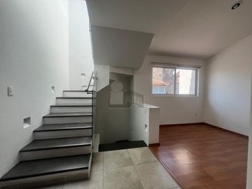 Casa en condominio en venta en Santa María, San Mateo Atenco, México