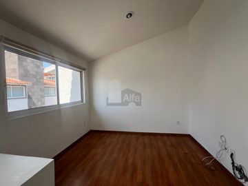 Casa en condominio en venta en Santa María, San Mateo Atenco, México