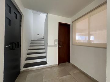 Casa en condominio en venta en Santa María, San Mateo Atenco, México