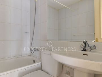 Gran oportunidad !! 4 Dormitorios 3 Baños Servicios