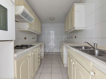 Gran oportunidad !! 4 Dormitorios 3 Baños Servicios