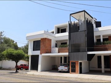 PENTHOUSE EN VENTA, LOMAS DE CIRCUNVALACION COLIMA