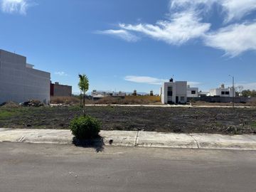 Terreno Habitacional en Venta en Fraccionamiento Real de San Jorge