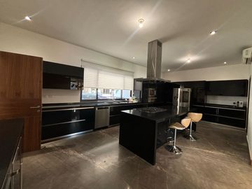 CASA EN VENTA EN CARRETERA NACIONAL - LA JOYA, MONTERREY, NL
