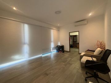 CASA EN VENTA EN CARRETERA NACIONAL - LA JOYA, MONTERREY, NL