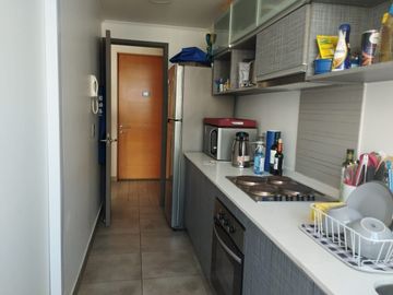 SE VENDE HERMOSO DEPTO. A PASOS DE METRO LAS TORRES