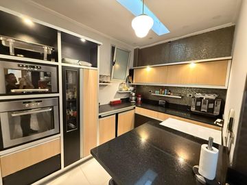 VENTA ENORME DOS AMBIENTES en PB CON PATIO Y PISCINA - LAS CAÑITAS