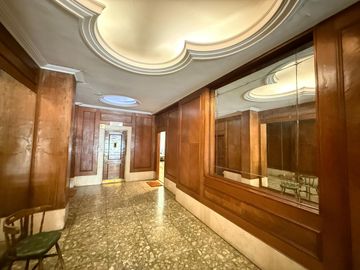 VENTA ENORME DOS AMBIENTES en PB CON PATIO Y PISCINA - LAS CAÑITAS