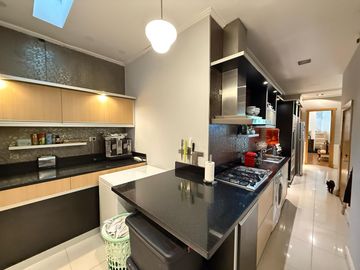 VENTA ENORME DOS AMBIENTES en PB CON PATIO Y PISCINA - LAS CAÑITAS