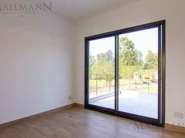 Casa venta a Estrenar Santo Tomas, Derqui, Pilar - Mallmann propiedades