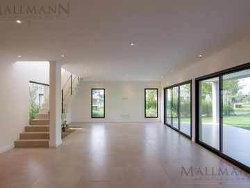 Casa venta a Estrenar Santo Tomas, Derqui, Pilar - Mallmann propiedades
