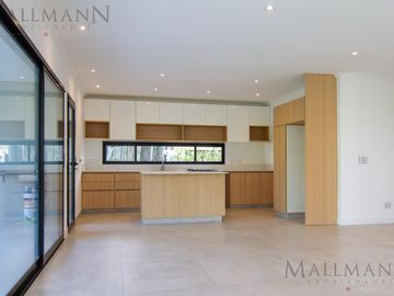 Casa venta a Estrenar Santo Tomas, Derqui, Pilar - Mallmann propiedades