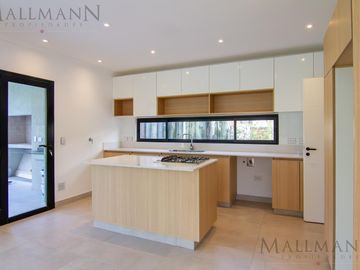Casa venta a Estrenar Santo Tomas, Derqui, Pilar - Mallmann propiedades