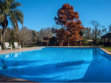 CASA  EN CONDOMINIO DE CAMPO