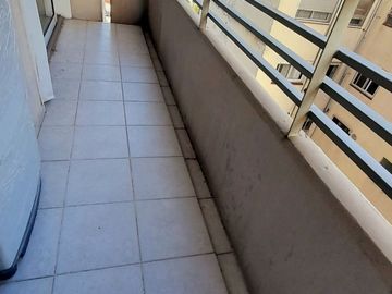 VICENTE LOPEZ -  IMPECABLE  DEPARTAMENTO DE 2 AMB CON BALCÓN!