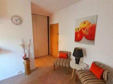 VICENTE LOPEZ -  IMPECABLE  DEPARTAMENTO DE 2 AMB CON BALCÓN!