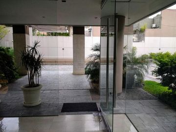 VICENTE LOPEZ -  IMPECABLE  DEPARTAMENTO DE 2 AMB CON BALCÓN!