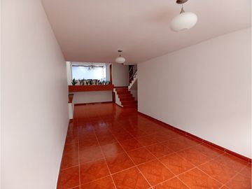 Casa en arriendo, barrio Palermo, Manizales