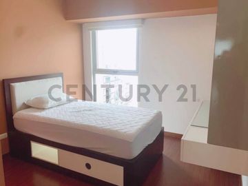 Exclusivo Departamento Full Amoblado en San Isidro con Áreas Comunes de Lujo!