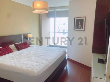 Exclusivo Departamento Full Amoblado en San Isidro con Áreas Comunes de Lujo!