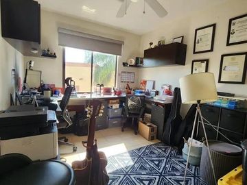 CASA EN VENTA PEDREGAL LA SILLA