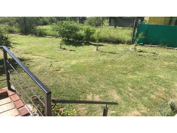 APTA CRÉDITO VENTA CASA HERMOSO.TERRENO CON PILETA Y VISTA EN TANTI