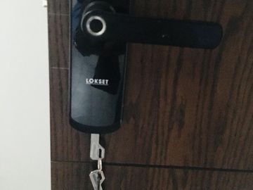Venta casa Cumbayá, 3 dormitorios, conjunto con piscina