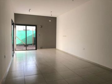 VENTA CASA 3 HAB. Y 2 BAÑOS Bº PRIVADO - MAIPÚ