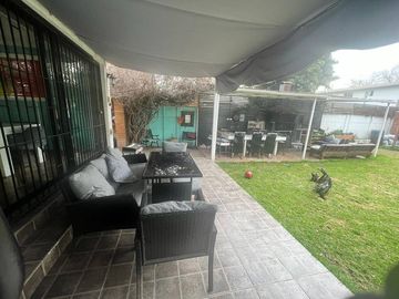 Casa en venta en LA REINA
