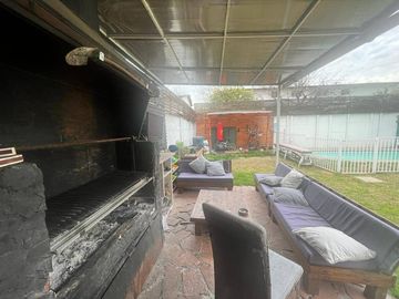 Casa en venta en LA REINA