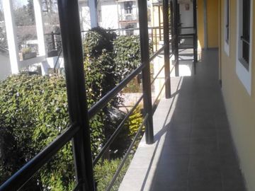 DEPTO 2 AMB. AMPLIO TIPO LOFT  CON COCHERA 2º X ESCALERA. ,.COMPLEJO CON PISICINA Y PARRILLA. TIGRE. TEDIN 159