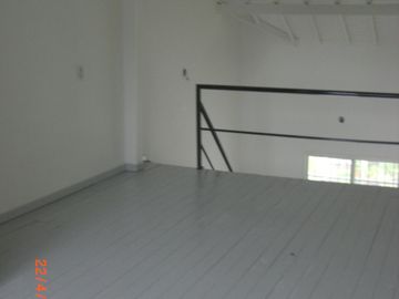 DEPTO 2 AMB. AMPLIO TIPO LOFT  CON COCHERA 2º X ESCALERA. ,.COMPLEJO CON PISICINA Y PARRILLA. TIGRE. TEDIN 159