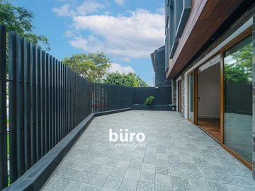 MARAVILLOSO DEPARTAMENTO EN VENTA, TERRAZA AMPLIA PRIMER PISO, MIRAFLORES