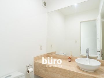 MARAVILLOSO DEPARTAMENTO EN VENTA, TERRAZA AMPLIA PRIMER PISO, MIRAFLORES