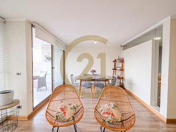 Amplio Departamento en venta en providencia