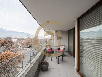 Amplio Departamento en venta en providencia