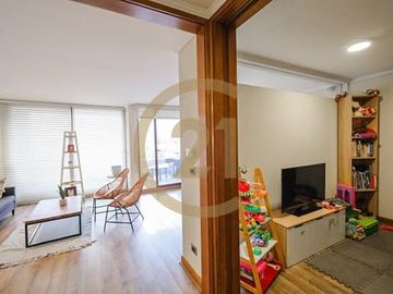 Amplio Departamento en venta en providencia