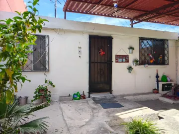 Casa en venta en Valle de las Flores Infonavit, Saltillo, Coahuila de Zaragoza