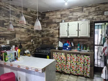 Casa en venta en Valle de las Flores Infonavit, Saltillo, Coahuila de Zaragoza