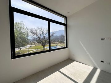 Casa en  Venta en Las Esmeraldas, Monterrey NL