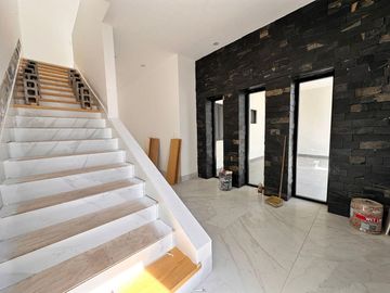 Casa en  Venta en Las Esmeraldas, Monterrey NL