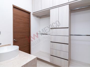 Aprovecha precio de preventa, con ubicación privilegiada y  acceso directo por Av. Juárez equipada con cocina, vestidor y closets